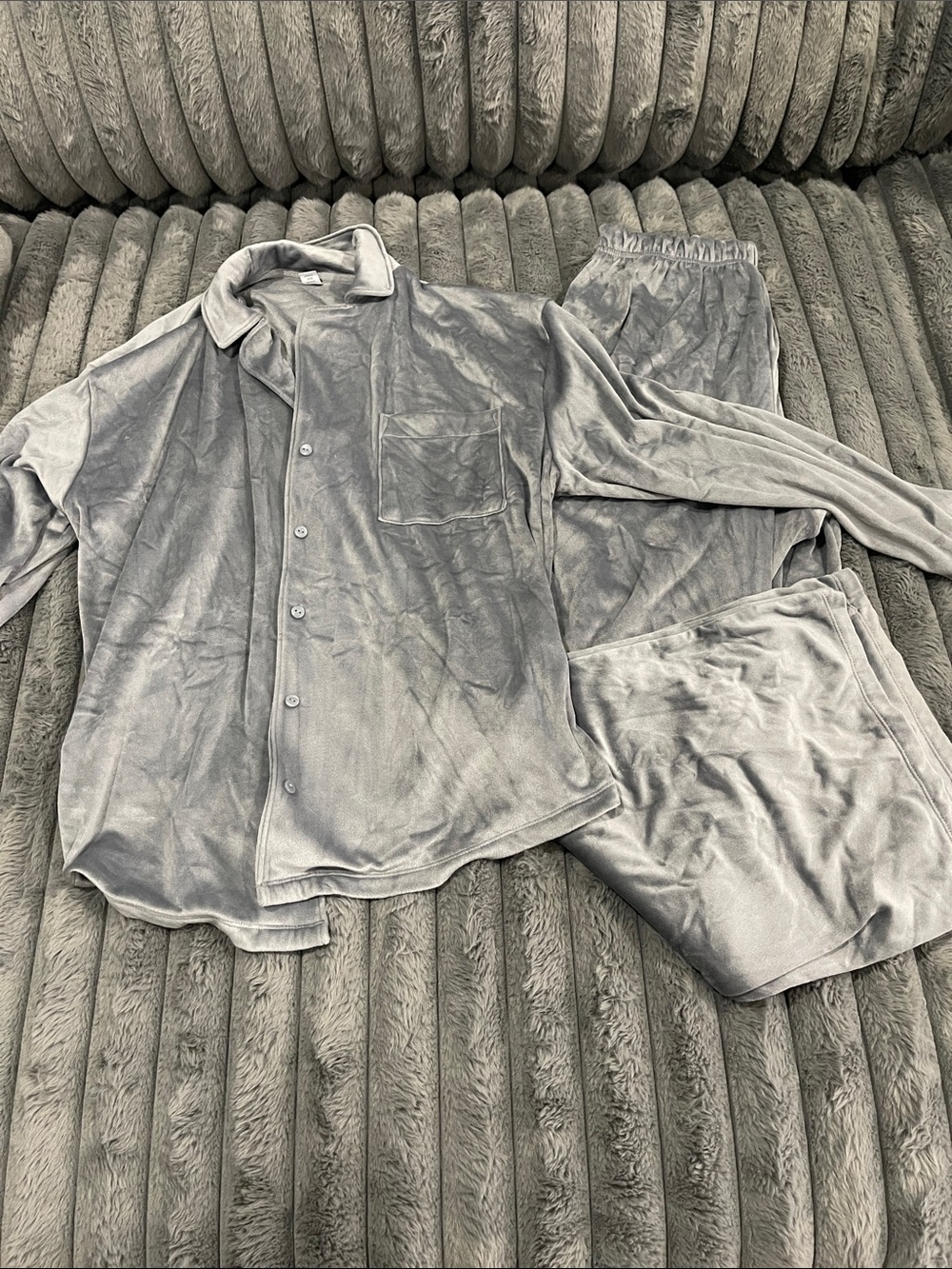 Only Women's Plush Button-Down Pajama/lounge Set in Gray